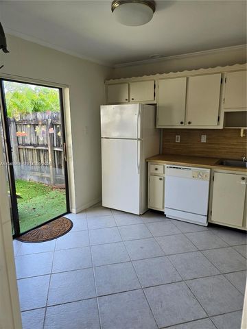 2908 NW 67th Ct, Fort Lauderdale, FL 33309