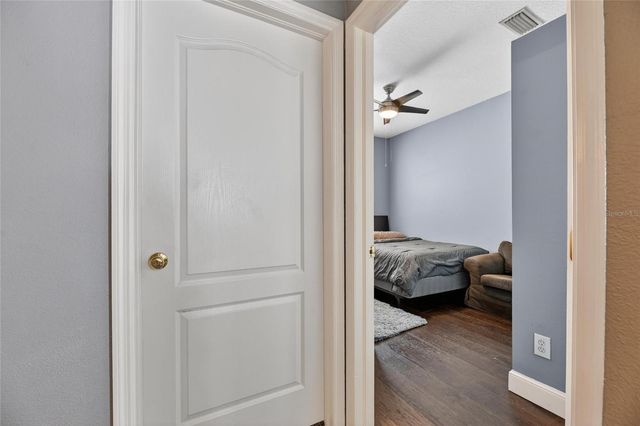 11207 VILLAGE BROOK DRIVE, Riverview, FL 33579