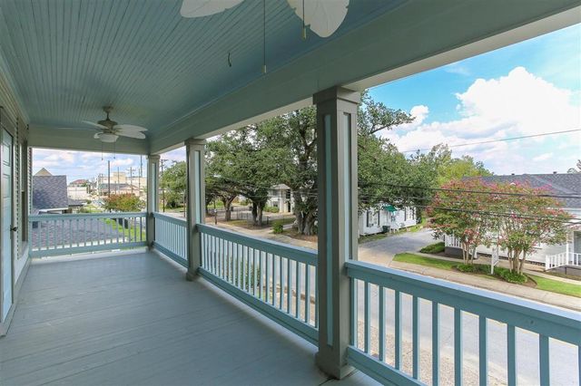 1114 Hodges Street, Lake Charles, LA 70601