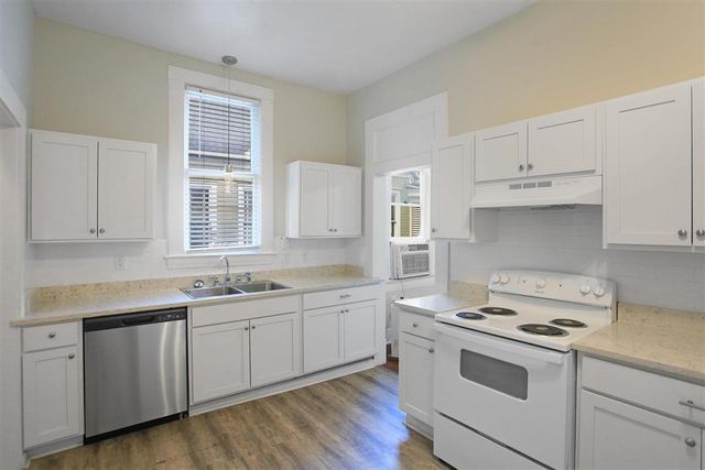 1114 Hodges Street, Lake Charles, LA 70601