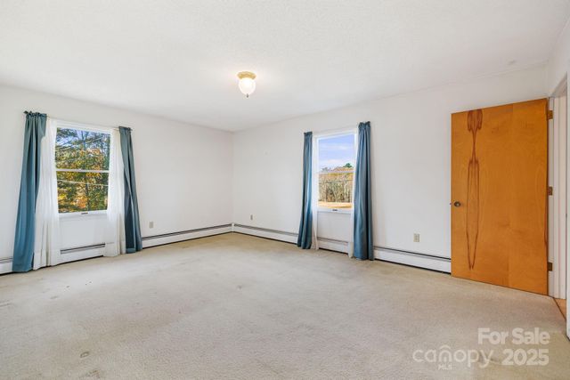 7 Brookshire Road, Leicester, NC 28748