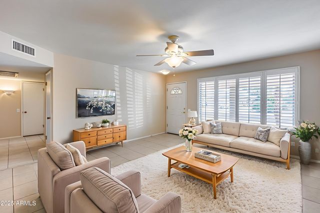 19822 N TURQUOISE HILLS Drive, Sun City, AZ 85373