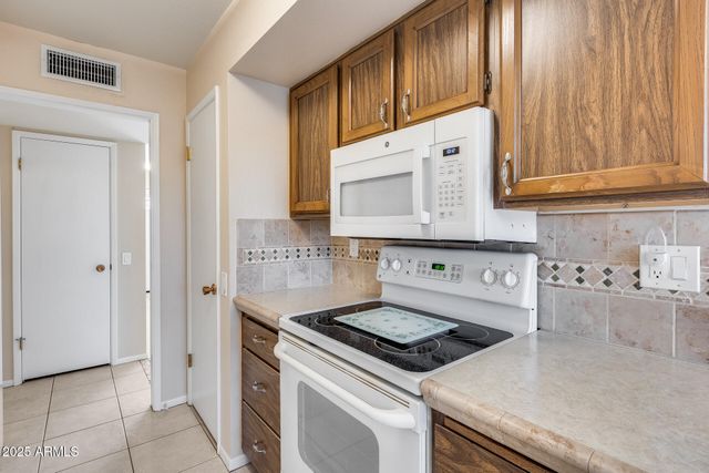 19822 N TURQUOISE HILLS Drive, Sun City, AZ 85373