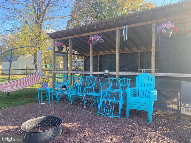 1908 VIRGINIA AVE, Lititz, PA 17543