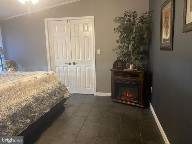 1908 VIRGINIA AVE, Lititz, PA 17543