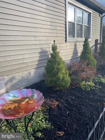 1908 VIRGINIA AVE, Lititz, PA 17543