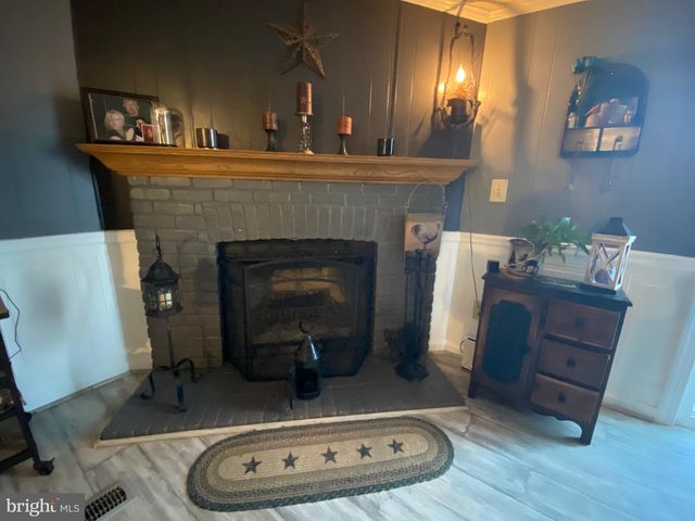 1908 VIRGINIA AVE, Lititz, PA 17543