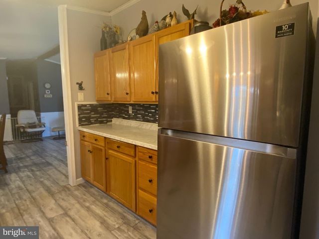 1908 VIRGINIA AVE, Lititz, PA 17543