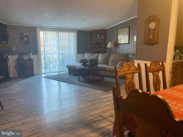 1908 VIRGINIA AVE, Lititz, PA 17543