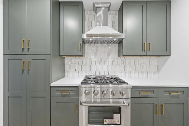 11302 Eubank DR, Austin, TX 78758