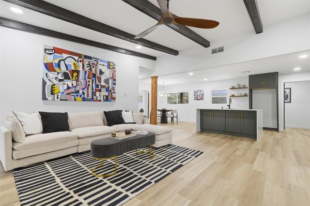 11302 Eubank DR, Austin, TX 78758