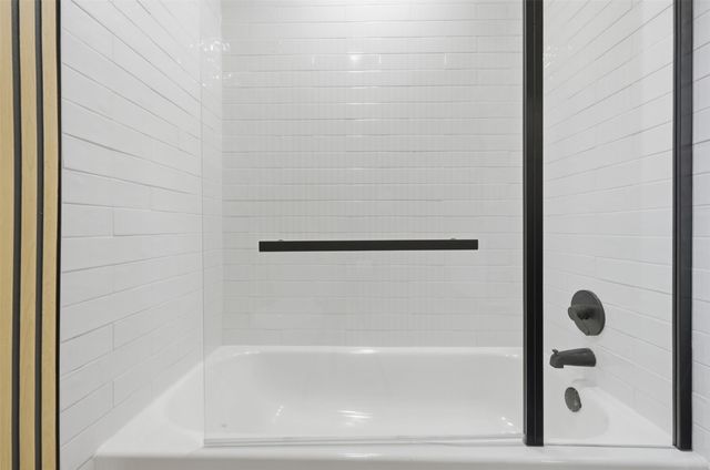 11302 Eubank DR, Austin, TX 78758