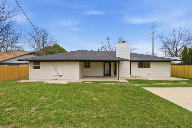 11302 Eubank DR, Austin, TX 78758