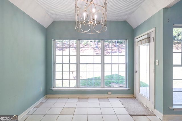4238 Riviere Point, Gainesville, GA 30507