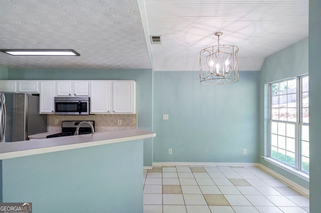 4238 Riviere Point, Gainesville, GA 30507