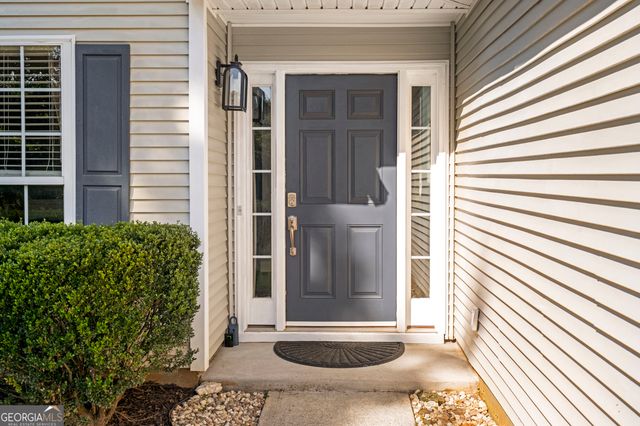 4238 Riviere Point, Gainesville, GA 30507