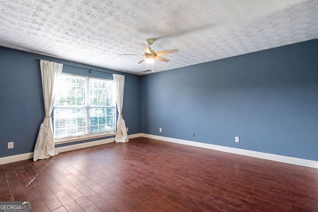 4238 Riviere Point, Gainesville, GA 30507