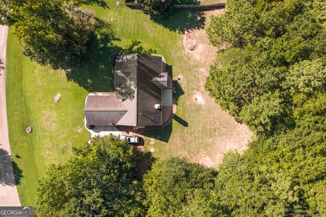 4238 Riviere Point, Gainesville, GA 30507