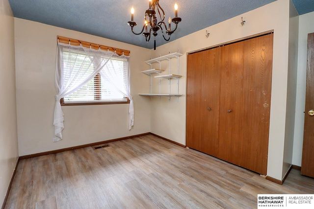 604 G Street, Eagle, NE 68347