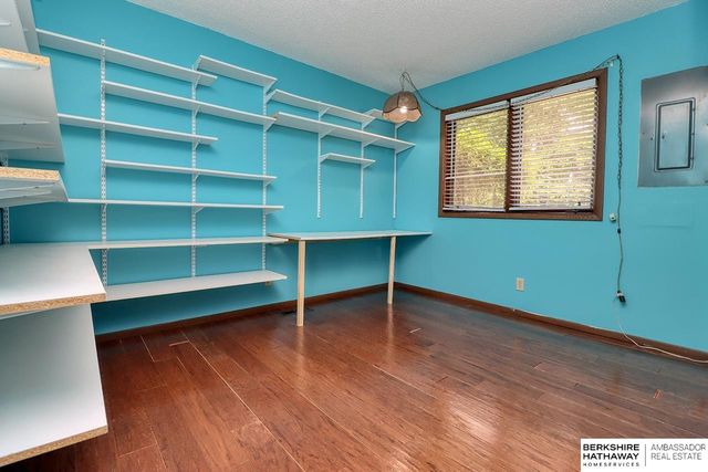 604 G Street, Eagle, NE 68347