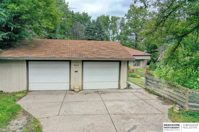 604 G Street, Eagle, NE 68347