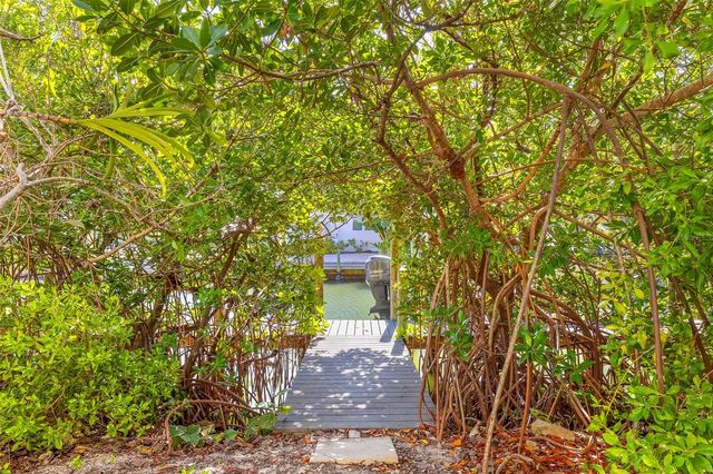 160 1ST STREET E, Boca Grande, FL 33921