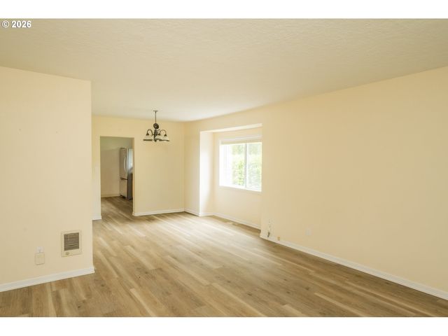 6617 Se 85TH Ave, Portland, OR 97266