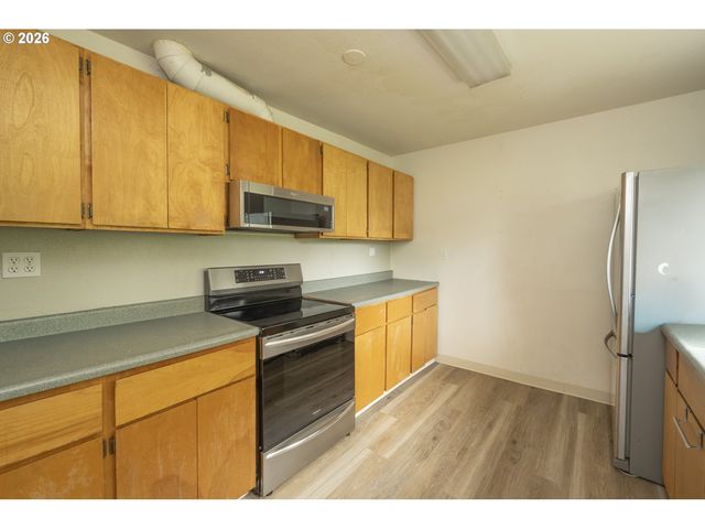 6617 Se 85TH Ave, Portland, OR 97266