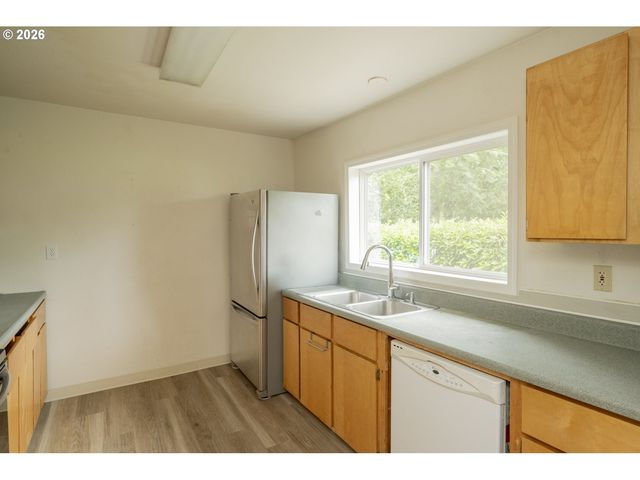 6617 Se 85TH Ave, Portland, OR 97266