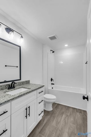 15326 Lapwing Cove, Athens, AL 35611