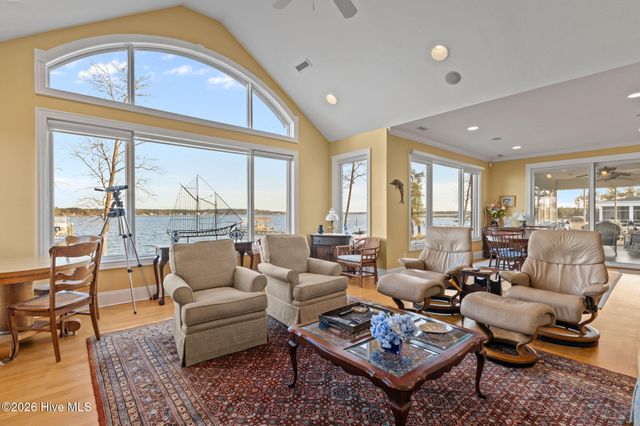 135 Waterway Drive, Havelock, NC 28532