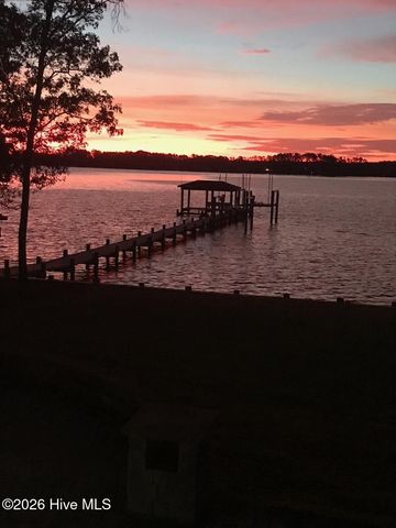 135 Waterway Drive, Havelock, NC 28532