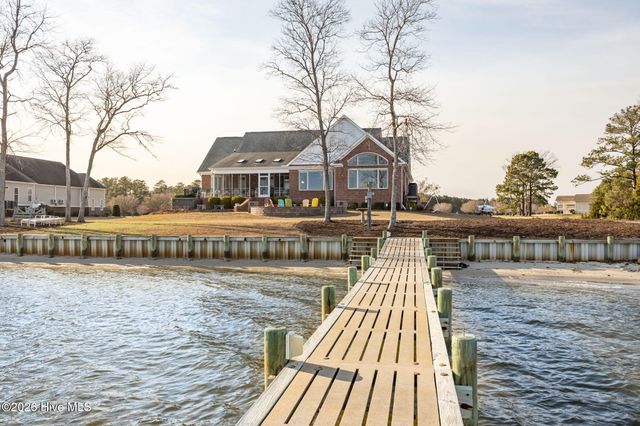 135 Waterway Drive, Havelock, NC 28532