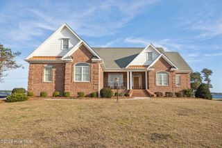 135 Waterway Drive, Havelock, NC 28532