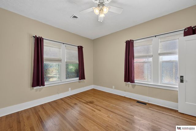 3024 Lincoln Boulevard, Omaha, NE 68131