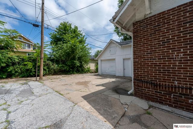 3024 Lincoln Boulevard, Omaha, NE 68131
