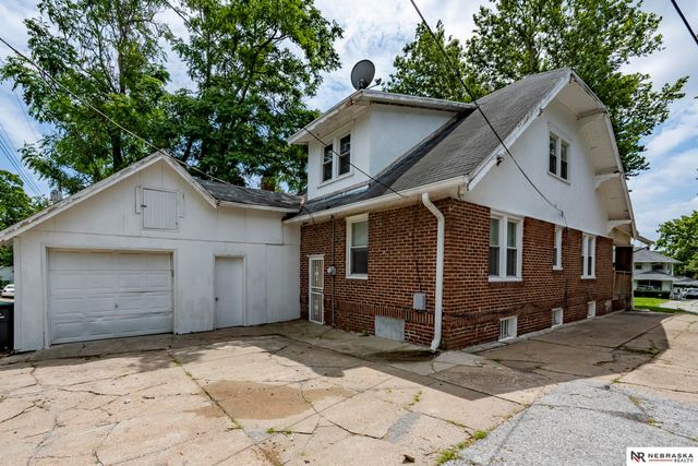 3024 Lincoln Boulevard, Omaha, NE 68131