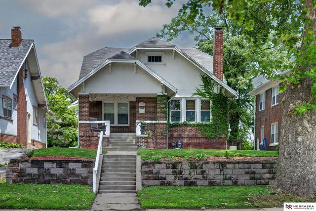 3024 Lincoln Boulevard, Omaha, NE 68131