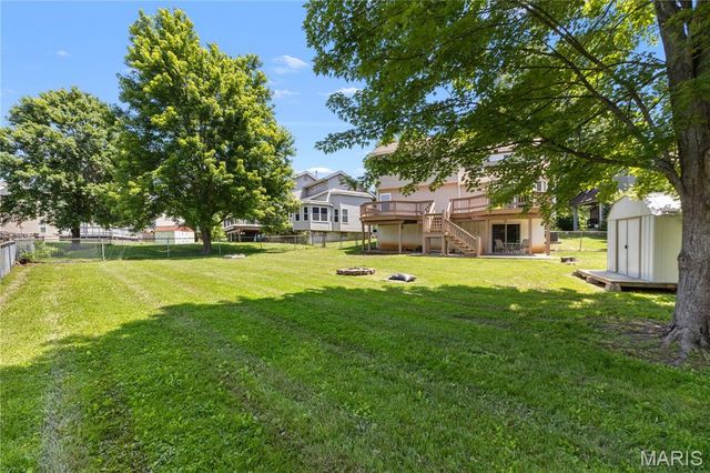 110 Aspencade Circle, St Peters, MO 63376