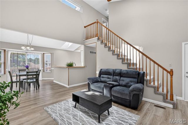 110 Aspencade Circle, St Peters, MO 63376