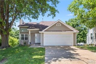 110 Aspencade Circle, St Peters, MO 63376
