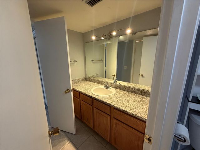 10110 Forum West Drive 224, Houston, TX 77036