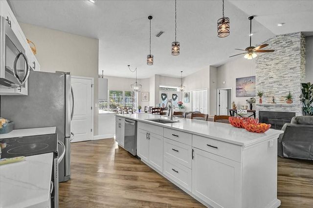 4427 HIGHLAND OAKS CIRCLE, Sarasota, FL 34235