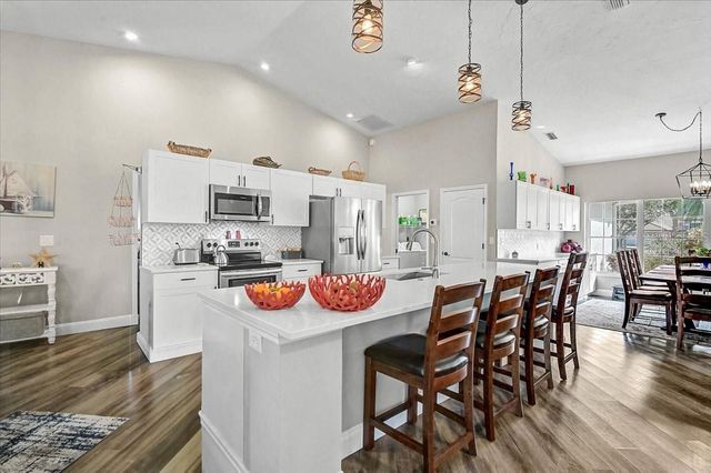 4427 HIGHLAND OAKS CIRCLE, Sarasota, FL 34235