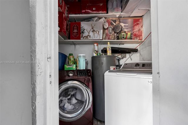 805 W 79th Pl, Hialeah, FL 33014