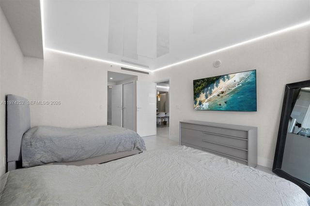 300 Sunny Isles Blvd 4-2003, Sunny Isles Beach, FL 33160