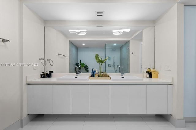 300 Sunny Isles Blvd 4-2003, Sunny Isles Beach, FL 33160