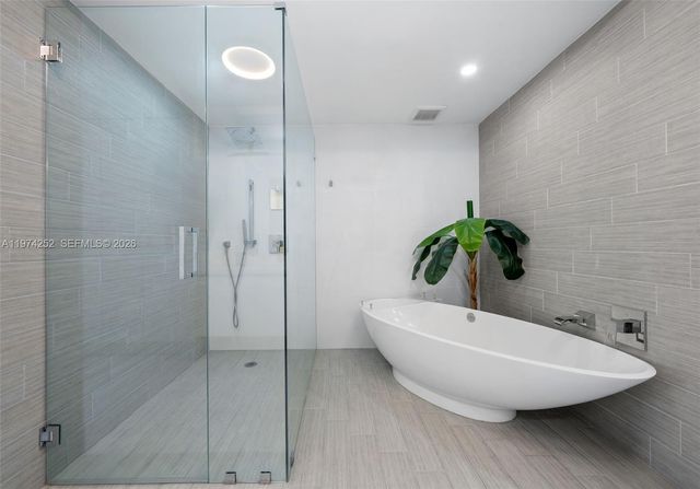 300 Sunny Isles Blvd 4-2003, Sunny Isles Beach, FL 33160