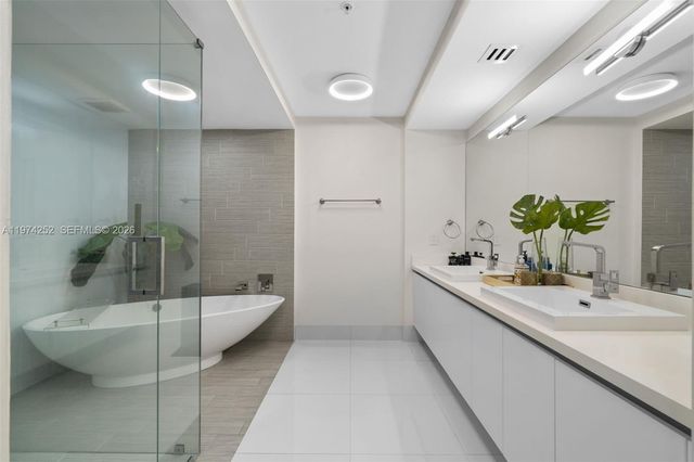 300 Sunny Isles Blvd 4-2003, Sunny Isles Beach, FL 33160