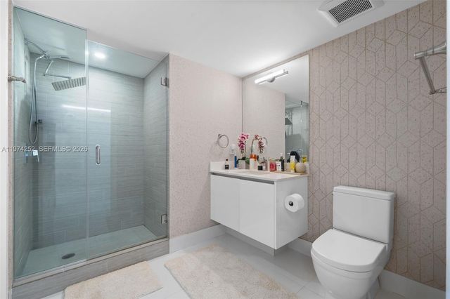 300 Sunny Isles Blvd 4-2003, Sunny Isles Beach, FL 33160